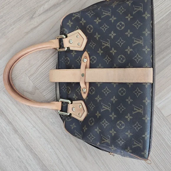 Louis Vuitton Manhattan Monogram Logo Black and Tan Handbag - Picture 3 of 10